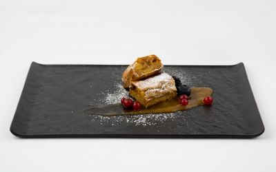 Strudel di mele con salsa al cachi